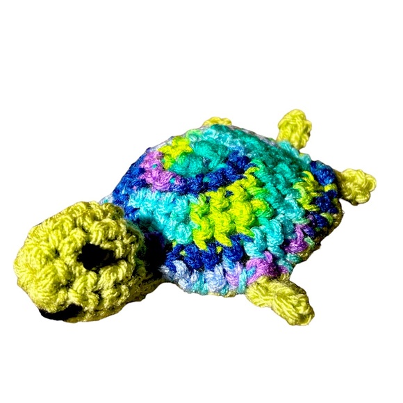 Relisted HAND CRAFTED Crocheted Amigurumi Colorful Turtle Stuffed Childrens Toy - Picture 4 of 8